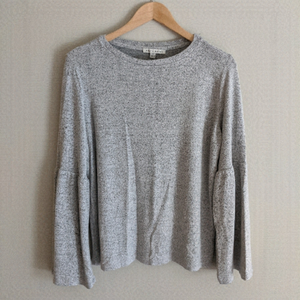 M Boutique haute Monde soft grey Long Bell Sleeves Top